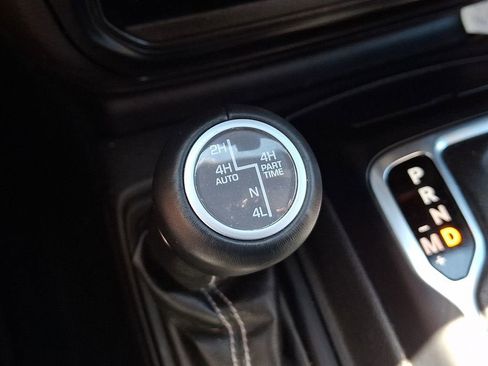 Used 2023 Jeep Wrangler Unlimited Sahara w/ Cold Weather Group AWD/4WD image 27