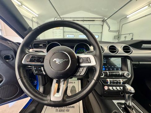 Used 2018 Ford Mustang GT w/ Equipment Group 301A RWD image 17