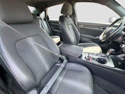 Used 2023 Honda Civic Sport image 25