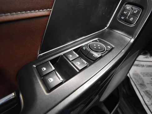 Used 2021 Ford F150 Lariat w/ Equipment Group 502A High image 6