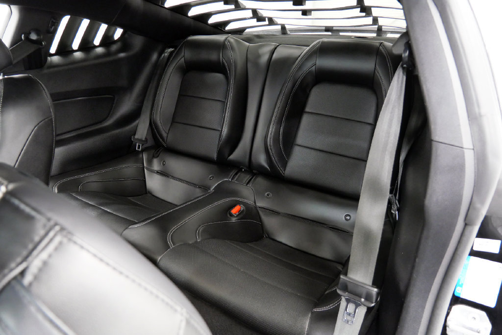 Used 2022 Ford Mustang GT Premium w/ GT Performance Package RWD image 21