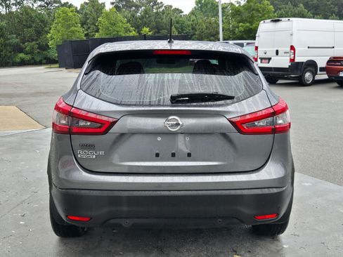Used 2021 Nissan Rogue Sport S FWD image 6