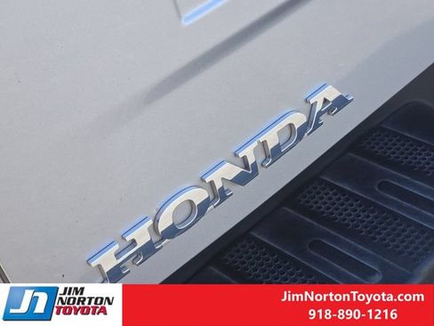 Used 2025 Honda Ridgeline RTL image 11