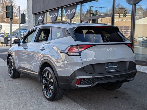 Certified 2023 Kia Sportage X-Line image 9