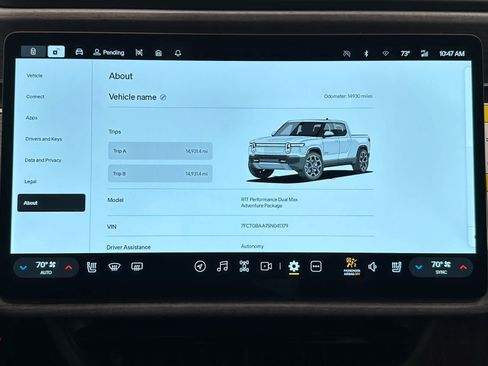 Used 2025 Rivian R1T Adventure Dual AWD/4WD image 32