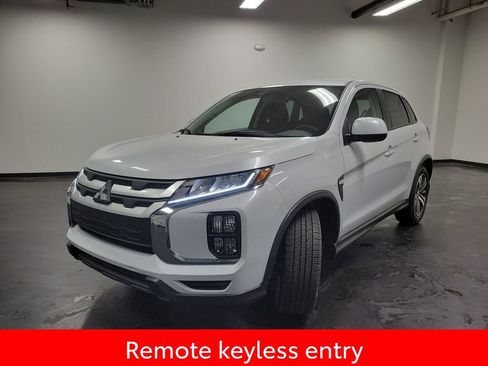 Used 2025 Mitsubishi Outlander Sport LE image 4