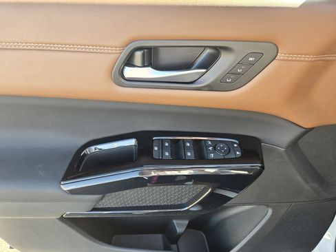 New 2026 Nissan Pathfinder Platinum w/ Accent Package AWD/4WD image 12