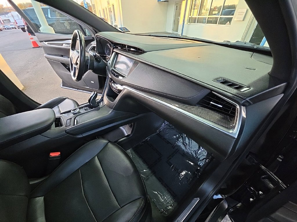Used 2020 Cadillac XT5 Sportv AWD/4WD image 32