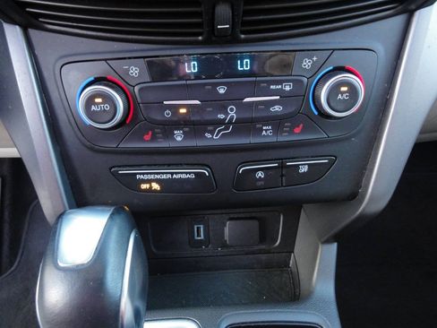 Used 2018 Ford Escape SEL AWD/4WD image 22