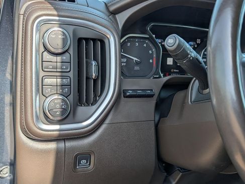 Used 2021 GMC Sierra 1500 Denali w/ Technology Package AWD/4WD image 17