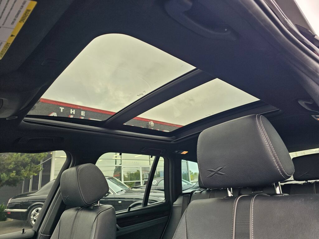Used 2017 BMW X3 xDrive28i AWD/4WD image 24
