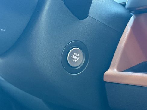 New 2025 Volkswagen ID. Buzz Pro S RWD image 24