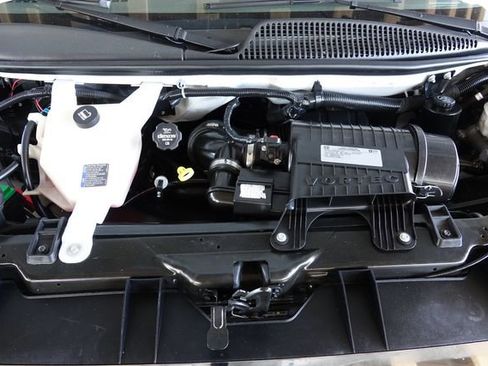 Used 2017 GMC Savana 2500 image 35