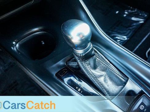 Used 2018 Toyota C-HR XLE image 35