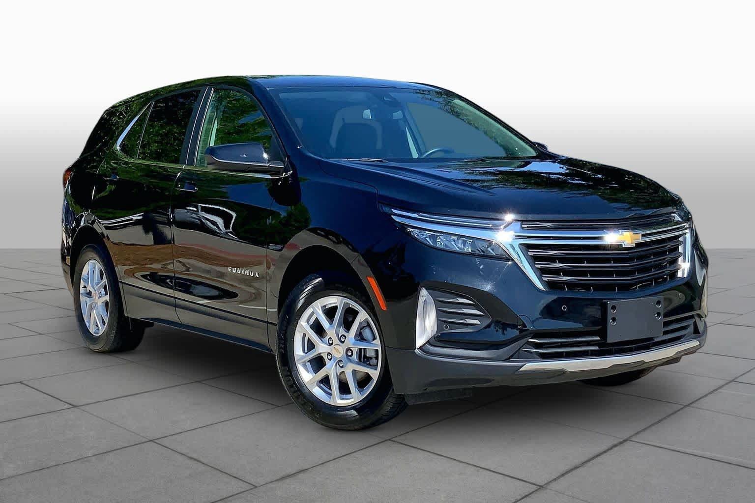 Used 2024 Chevrolet Equinox LT AWD/4WD image 3