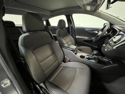 Used 2024 Chevrolet Malibu LT FWD image 9