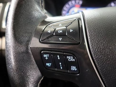 Used 2017 Ford Explorer Platinum AWD/4WD image 17