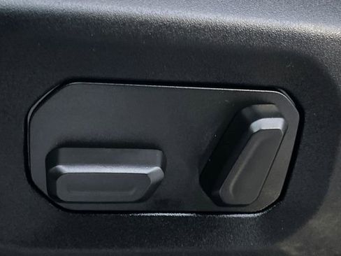 Used 2025 Jeep Wrangler Unlimited Rubicon 392 image 35