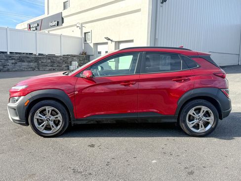 Used 2022 Hyundai Kona SEL w/ Convenience Package image 4