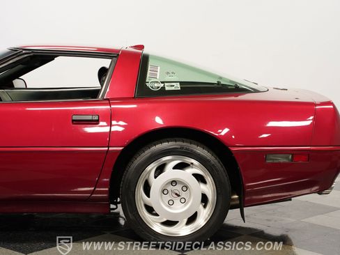 Used 1991 Chevrolet Corvette ZR-1 RWD image 25