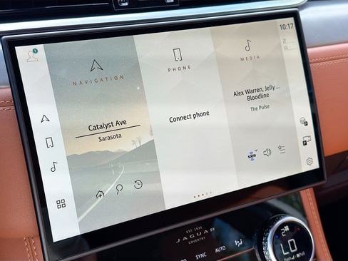 New 2026 Jaguar F-PACE R-Dynamic S image 31