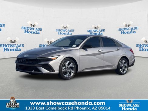 Used 2025 Hyundai Elantra Sport image 1