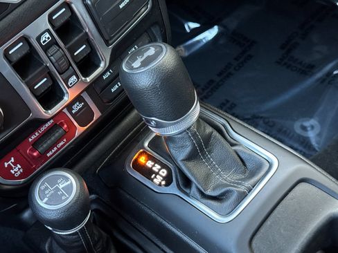 Used 2025 Jeep Wrangler Unlimited Sport S 4xe AWD/4WD image 25