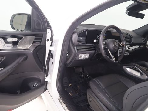 Used 2025 Mercedes-Benz GLE 450 4MATIC image 53