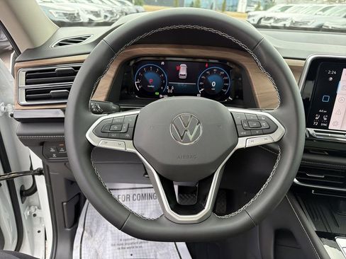New 2026 Volkswagen Atlas SE FWD image 29