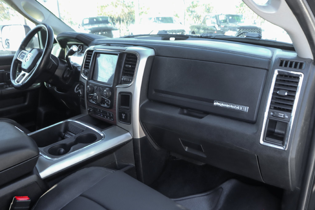 Used 2017 RAM 2500 Laramie w/ Sport Appearance Group AWD/4WD image 44