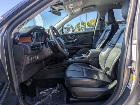 Used 2022 Lincoln Corsair Reserve image 15