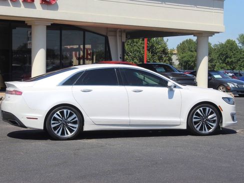 Used 2020 Lincoln MKZ Reserve image 3