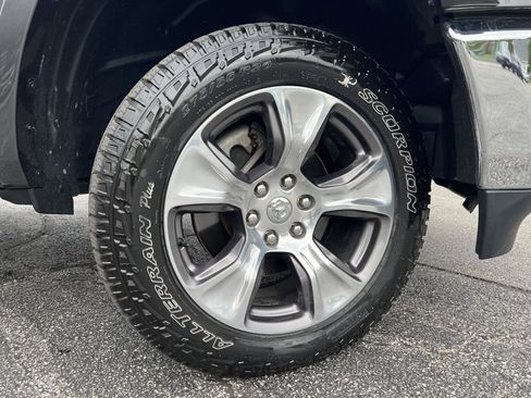 Used 2020 RAM 1500 Laramie AWD/4WD image 2