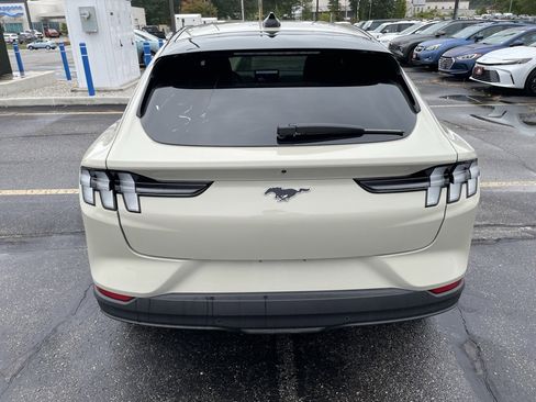 New 2025 Ford Mustang Mach-E Premium image 5