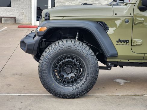 New 2026 Jeep Wrangler Unlimited Sport AWD/4WD image 10