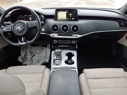 Used 2018 Kia Stinger GT2 w/ Paint Protection Package image 11