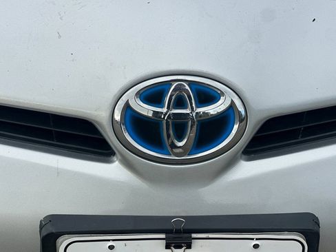 Used 2013 Toyota Prius Two image 45