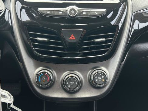Used 2021 Chevrolet Spark ACTIV FWD image 21