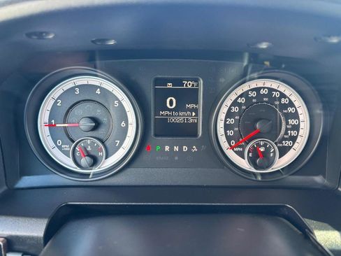 Used 2013 RAM 1500 Express RWD image 11