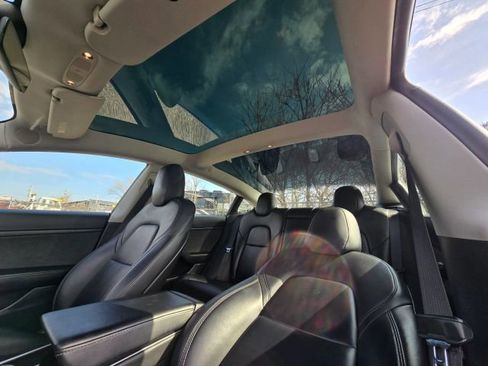 Used 2020 Tesla Model 3 Standard Range Plus image 26