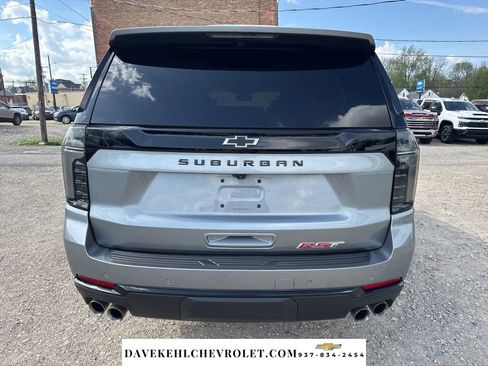 Used 2025 Chevrolet Suburban RST w/ Comfort Package image 4