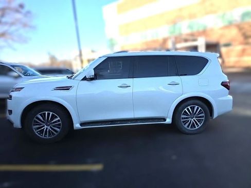 Certified 2023 Nissan Armada SL w/ Captain's Chairs Package image 8