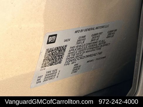 Used 2024 Chevrolet Suburban LT image 33