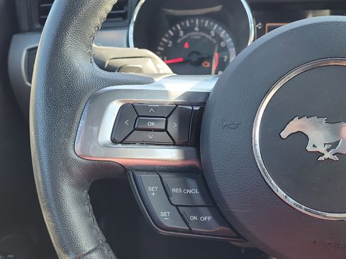 Used 2017 Ford Mustang GT Premium image 22