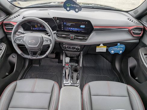 Used 2026 Chevrolet TrailBlazer RS w/ Convenience Package FWD image 32