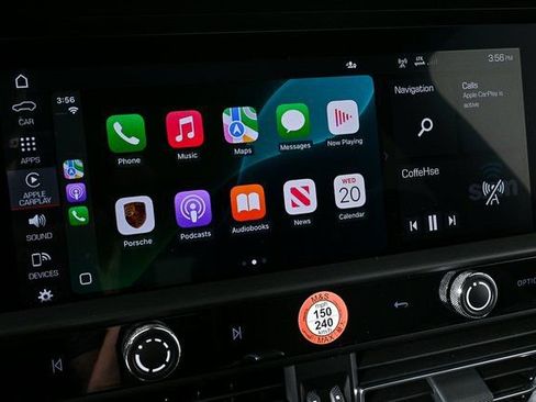 Certified 2026 Porsche Macan image 14