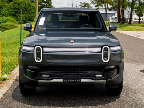 Used 2025 Rivian R1T Adventure AWD/4WD image 8