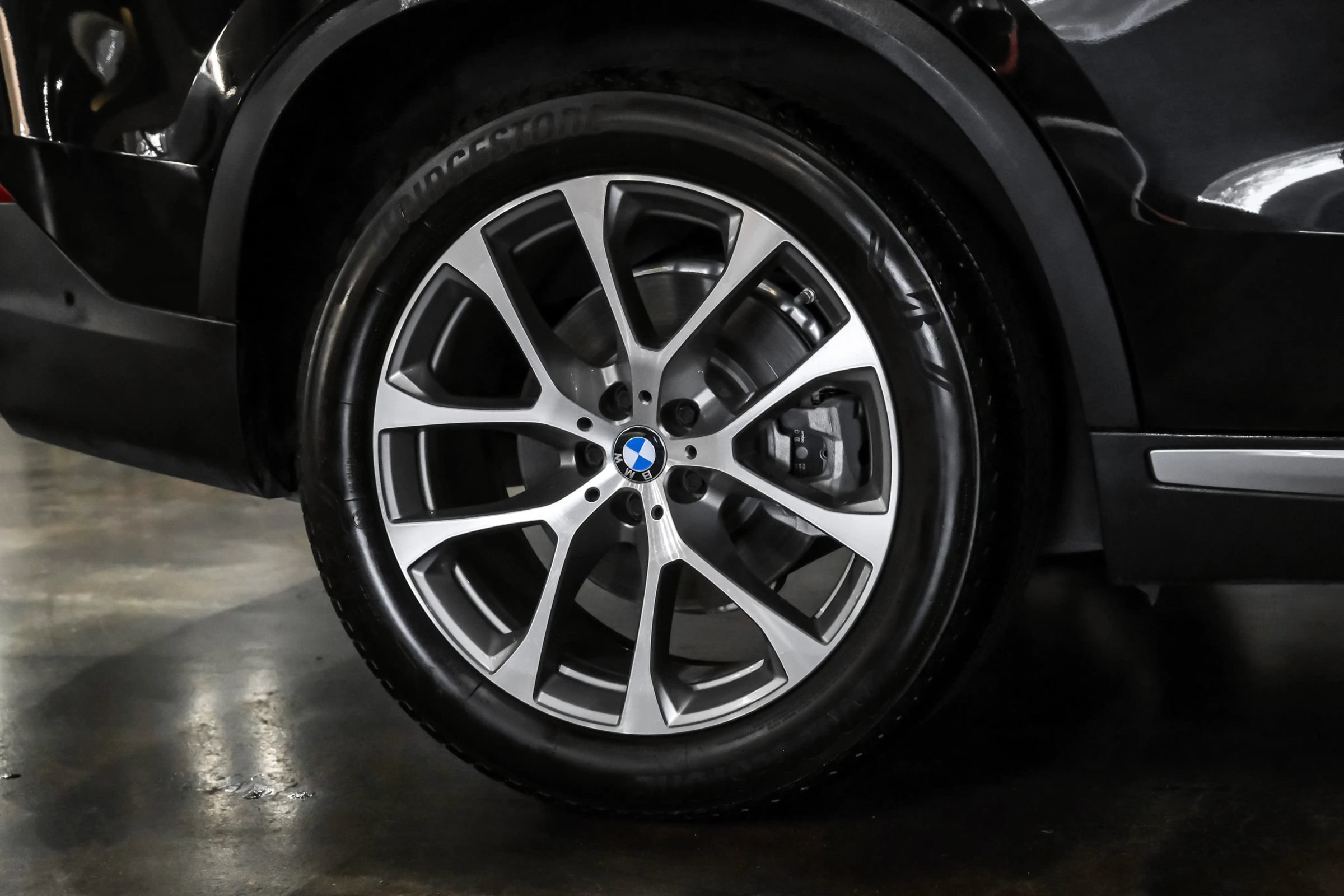Used 2019 BMW X5 xDrive40i w/ Convenience Package AWD/4WD image 49