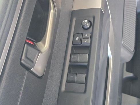 Used 2025 Toyota Tundra SR5 w/ SR5 Convenience Package AWD/4WD image 19