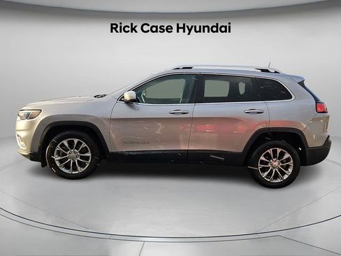 Used 2019 Jeep Cherokee Latitude Plus image 3